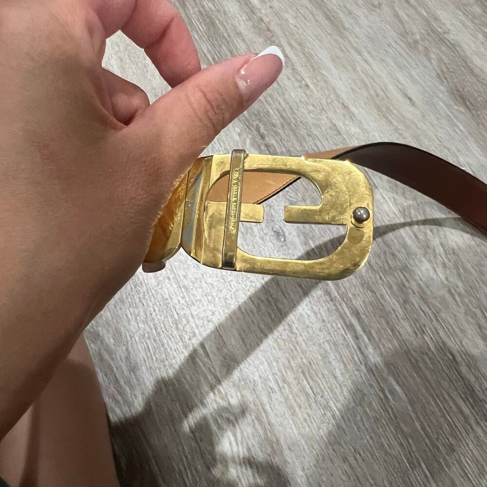 Gucci Vintage Gold Buckle Brown and Beige Reversible Belt - Picture 6 of 9